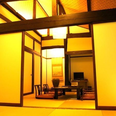 Kaikake Onsen Ryokan Yuzawa  Bagian luar foto