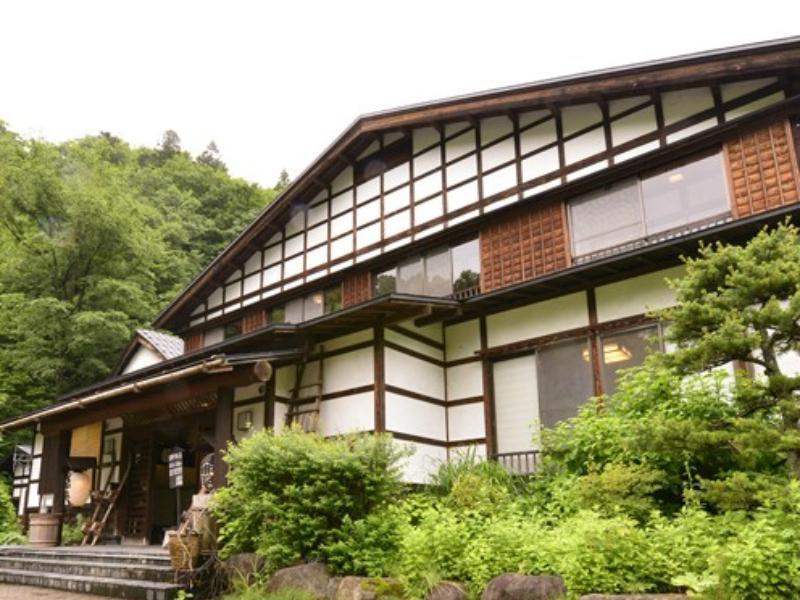 Kaikake Onsen Ryokan Yuzawa  Bagian luar foto